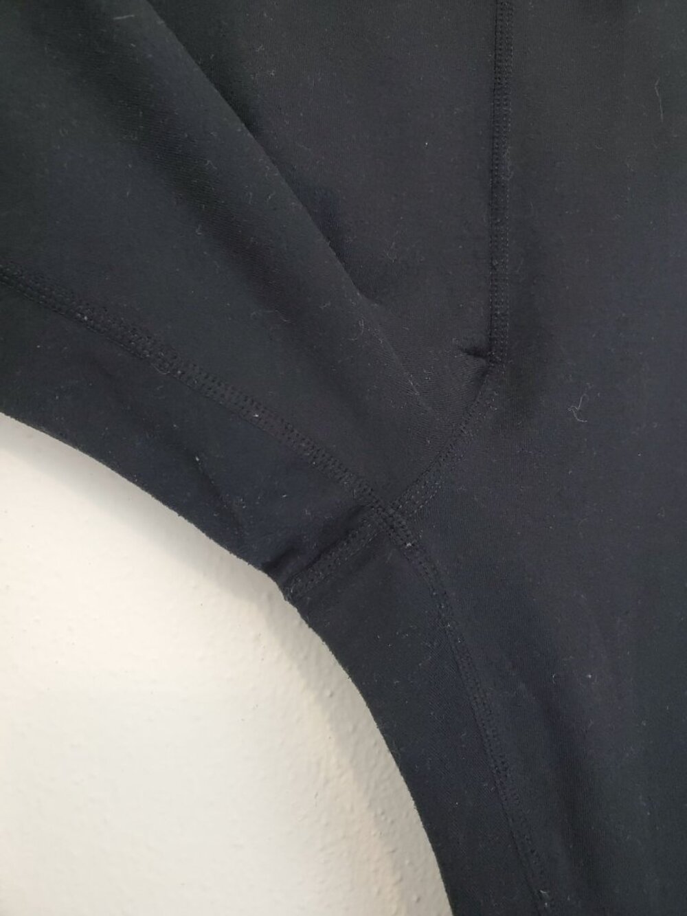 Vuori Performance Jogger in black, pull on with drawstring - Picture 6 of 12